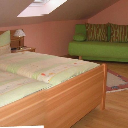 Ferienwohnungen Schoor Monreal Extérieur photo