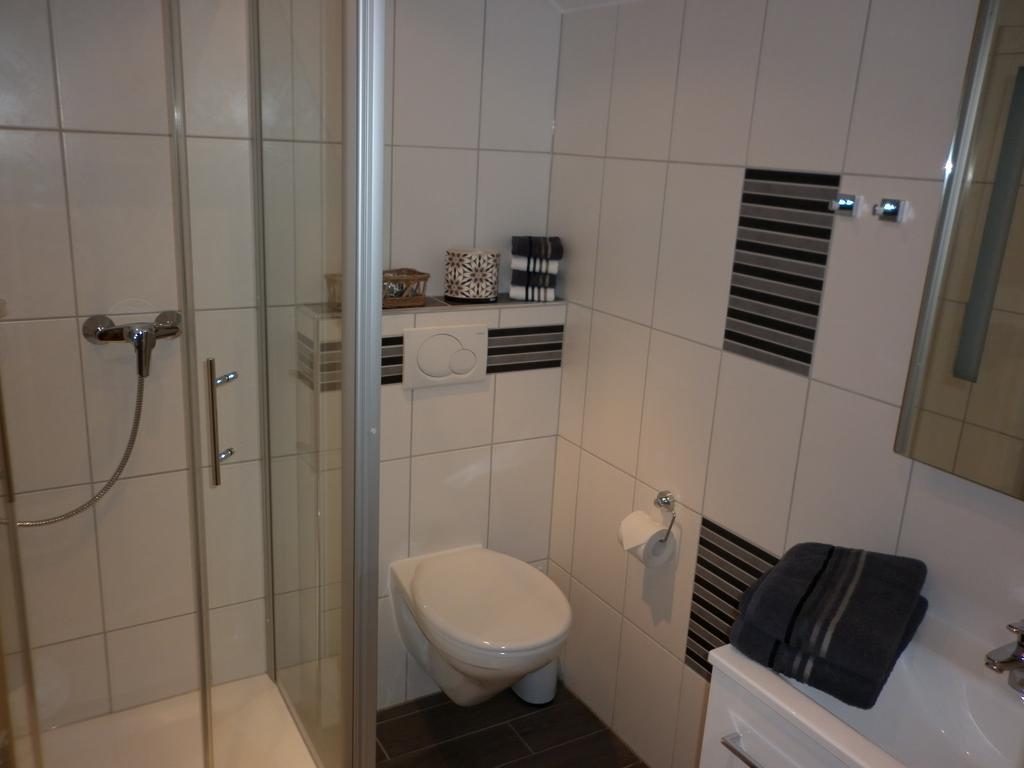 Ferienwohnungen Schoor Monreal Extérieur photo